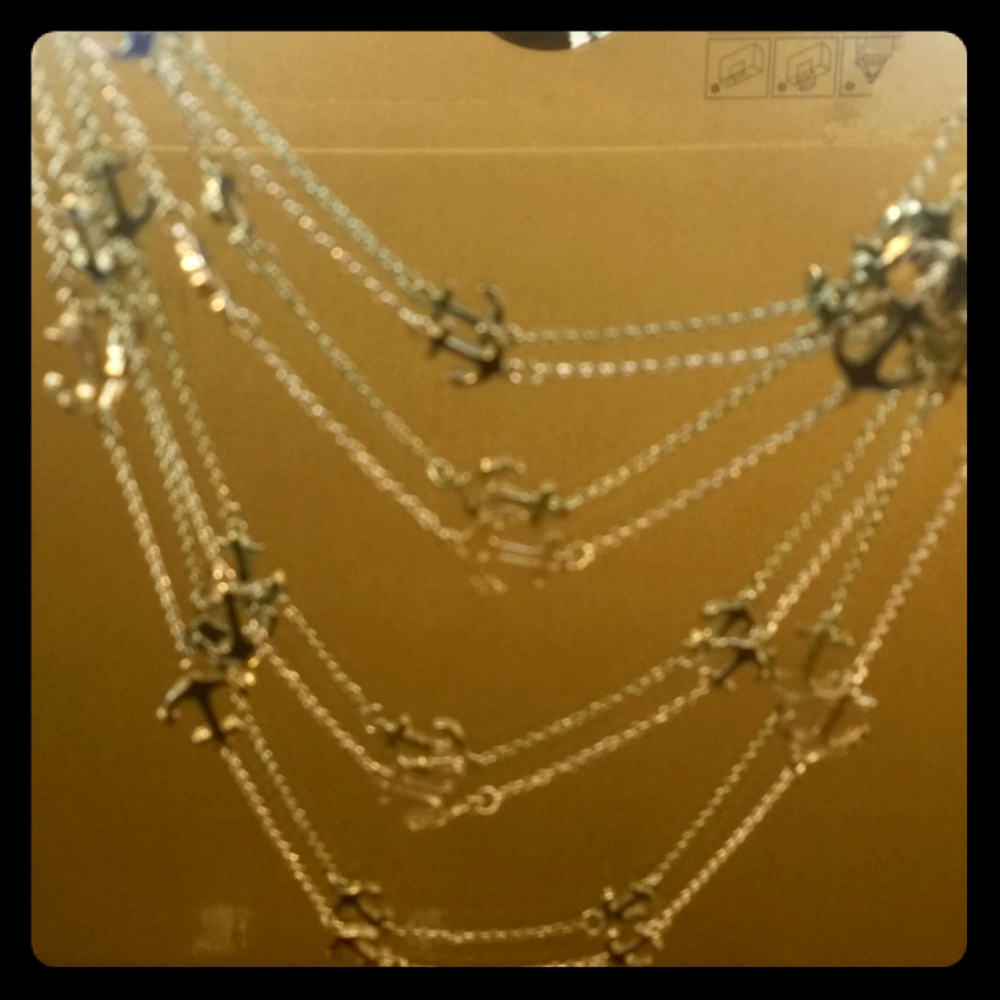 Anchor necklace